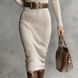 Velira DRESSES Midi Megztinis Suknelė V-Kaklu Slim Fit