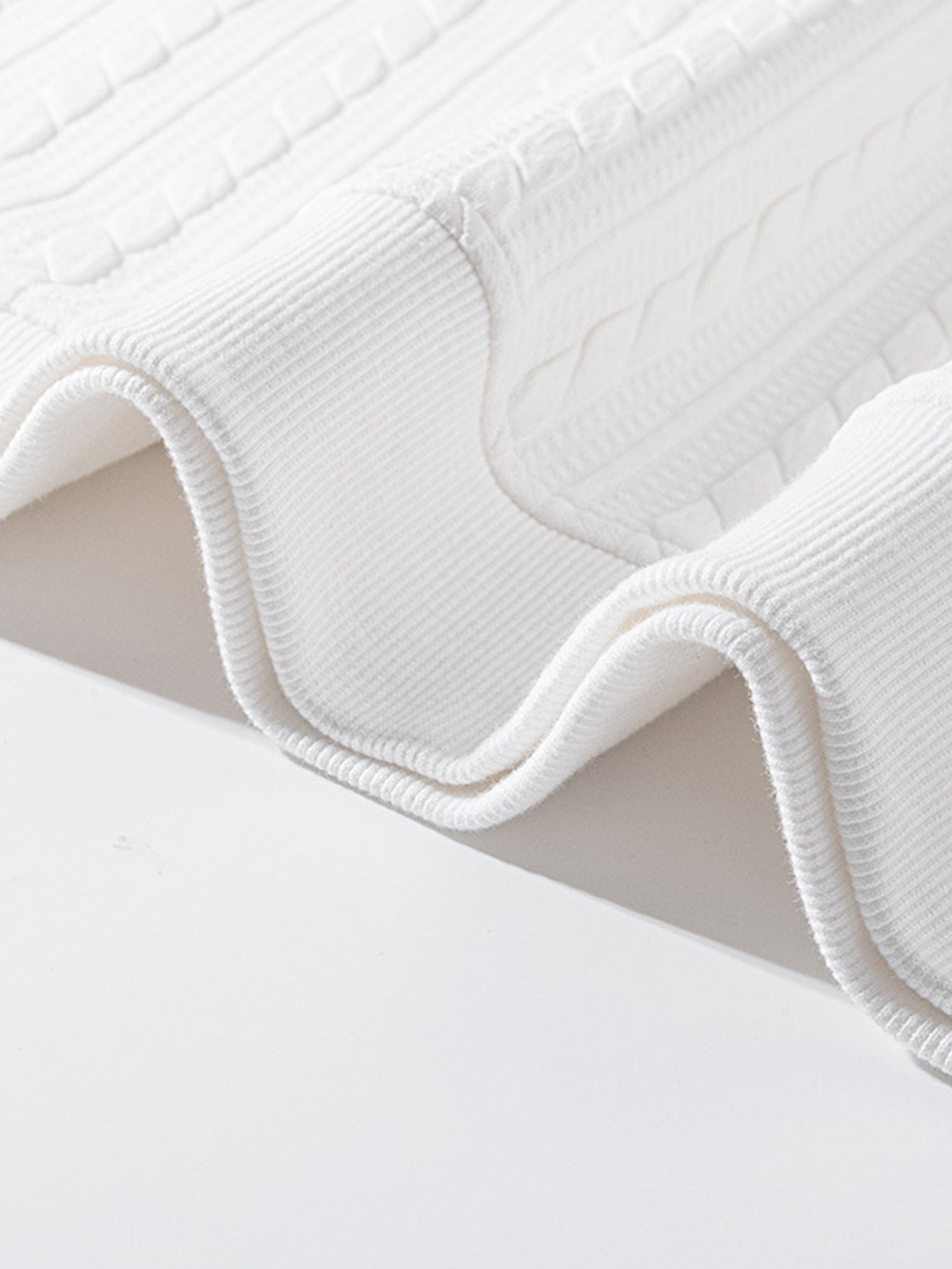 Velira Sweatshirts Atsipalaidavęs Fit Twist Žakardo Palaidinė su Apvalia Kaklo Linija